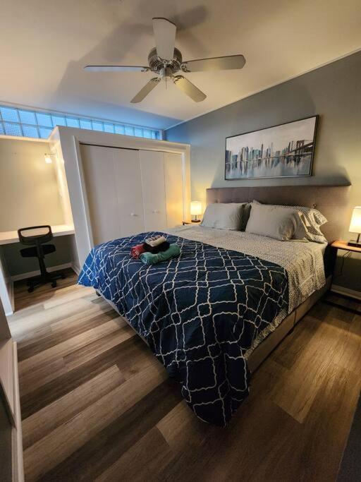 Апартаменти Blue Shark *W7* @ Montrose 1Br Private King Loft Х'юстон Екстер'єр фото